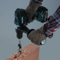 Makita DDF458RMJ Akülü Matkap Vidalama 18V